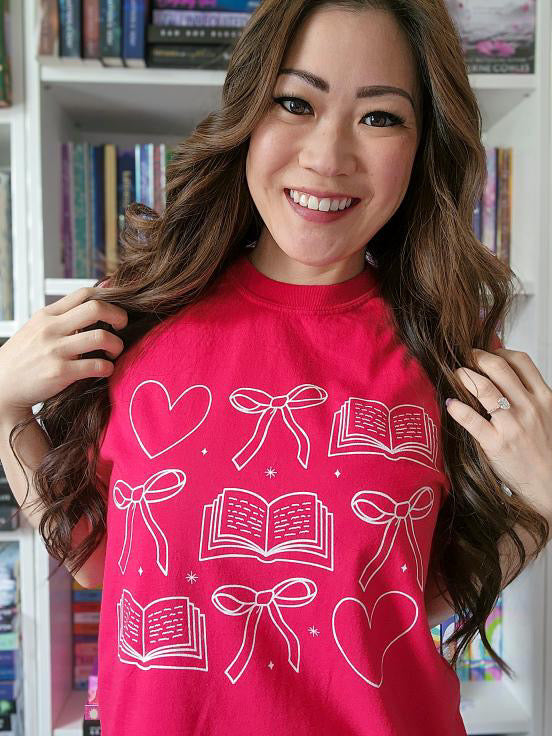 Bows & Books heavyweight t-shirt