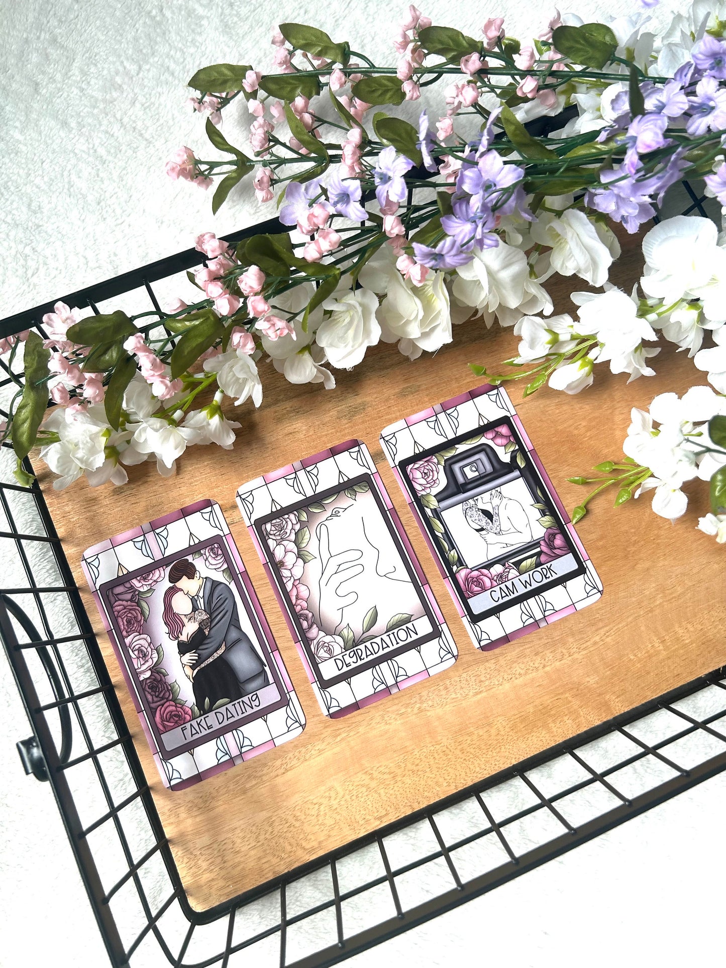 The Anti-Hero by Sara Cate Tarot Card Set